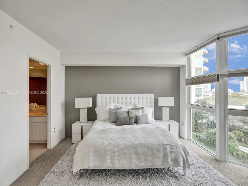 3370 Hidden Bay Dr #508 Aventura, FL 33180