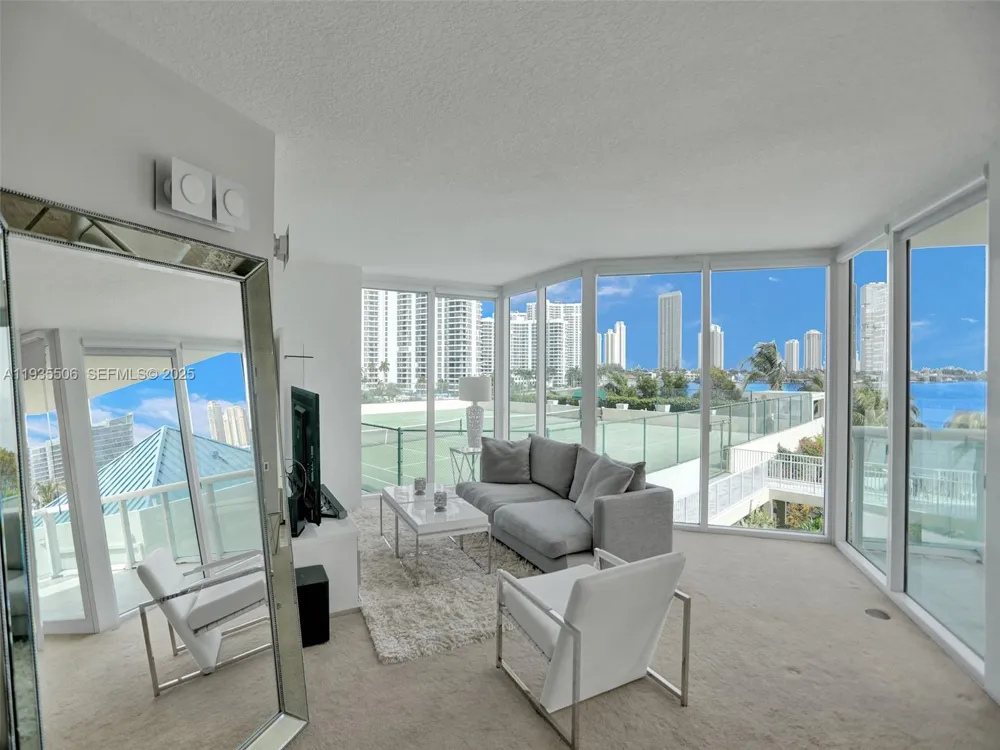 3370 Hidden Bay Dr #508 Aventura, FL 33180