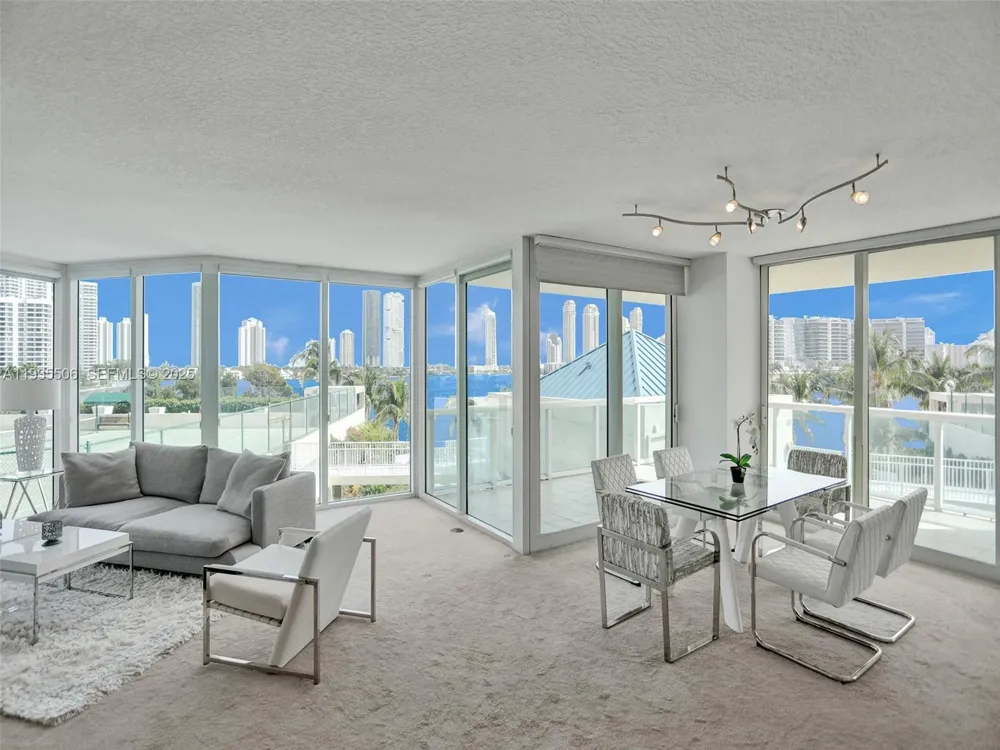 3370 Hidden Bay Dr #508 Aventura, FL 33180