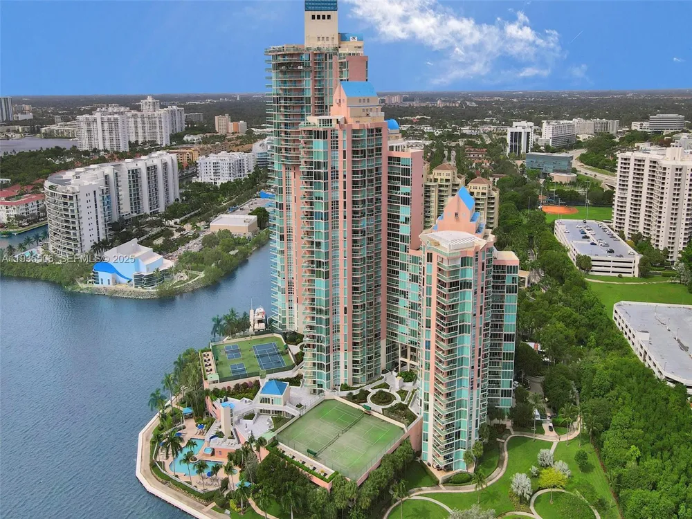 3370 Hidden Bay Dr #508 Aventura, FL 33180