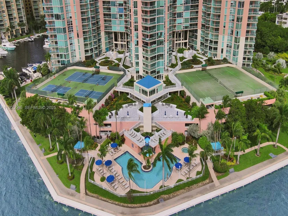 3370 Hidden Bay Dr #508 Aventura, FL 33180