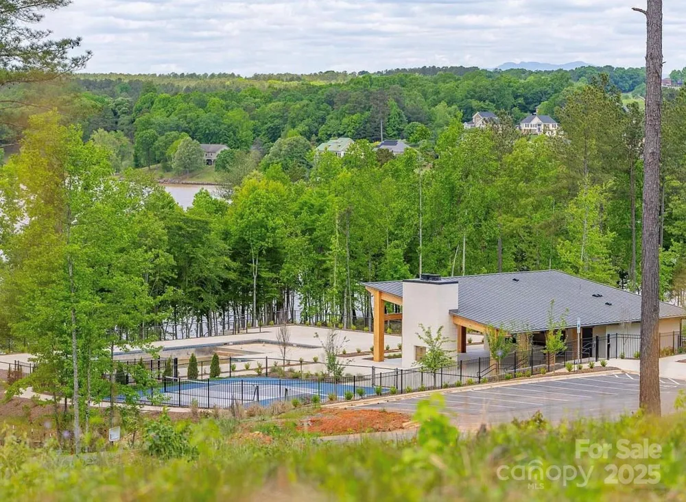 2175 Castle Peak Mountain #142 Connelly Springs, NC 28612