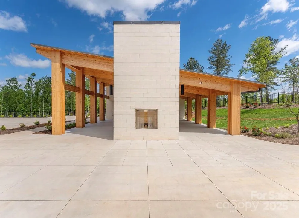 2175 Castle Peak Mountain #142 Connelly Springs, NC 28612