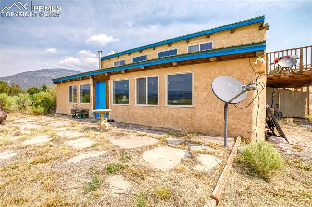 6135 County Road 15 South Fork, CO 81154