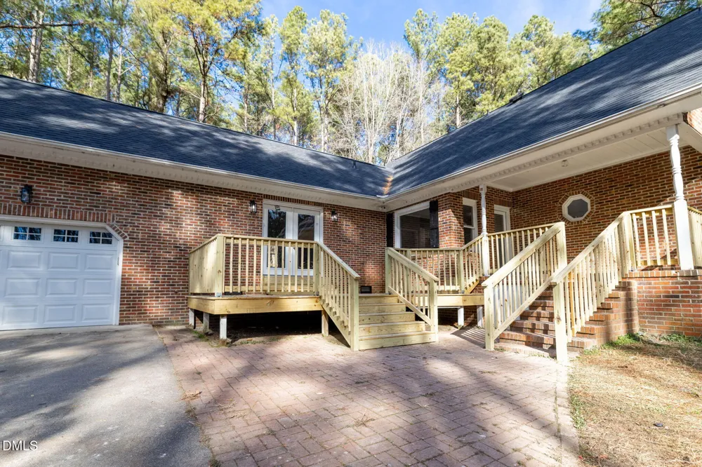 892 Franklin Lane Henderson, NC 27537
