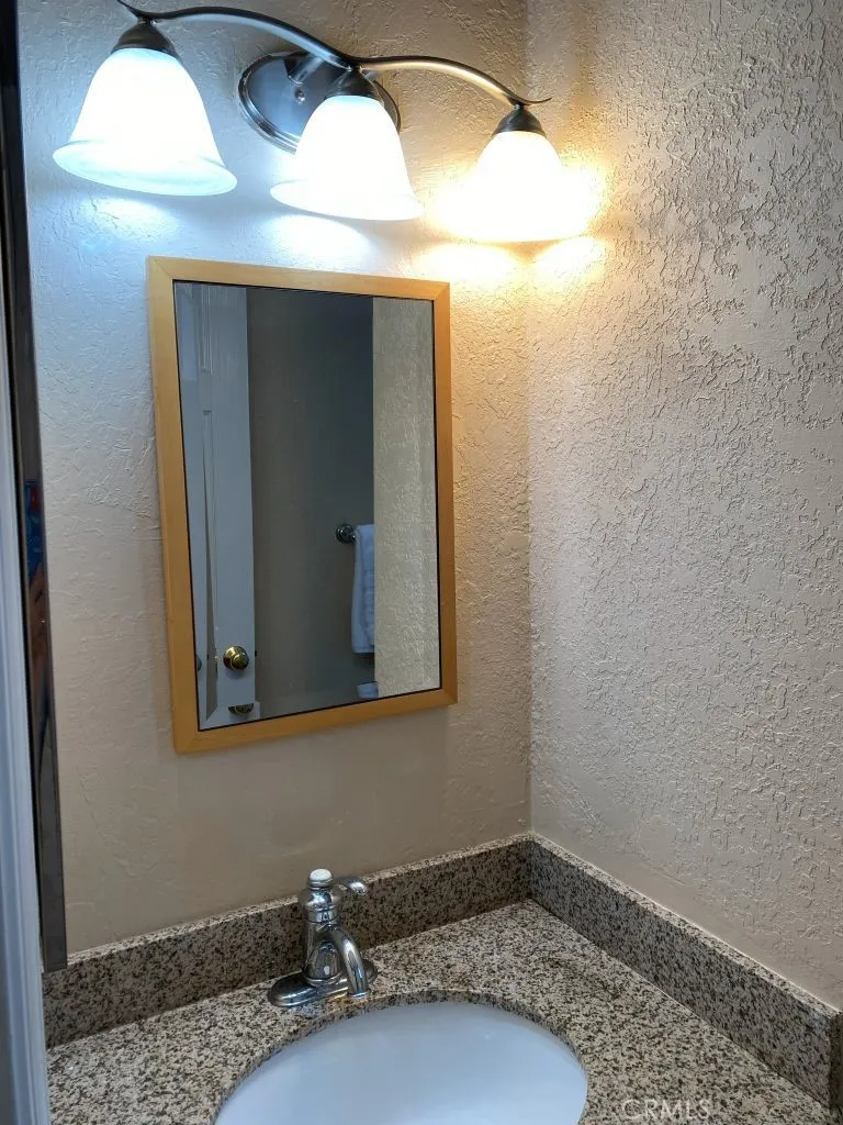 27657 Peninsula Drive #106 Lake Arrowhead, CA 92352