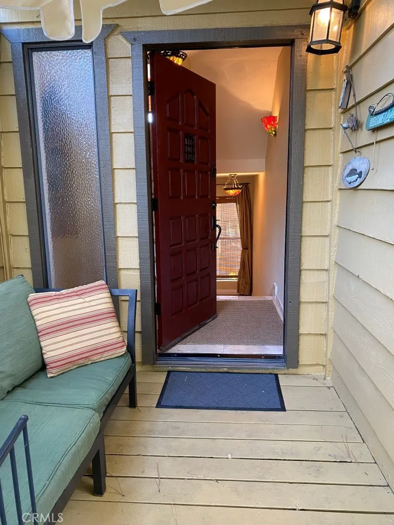 27657 Peninsula Drive #106 Lake Arrowhead, CA 92352