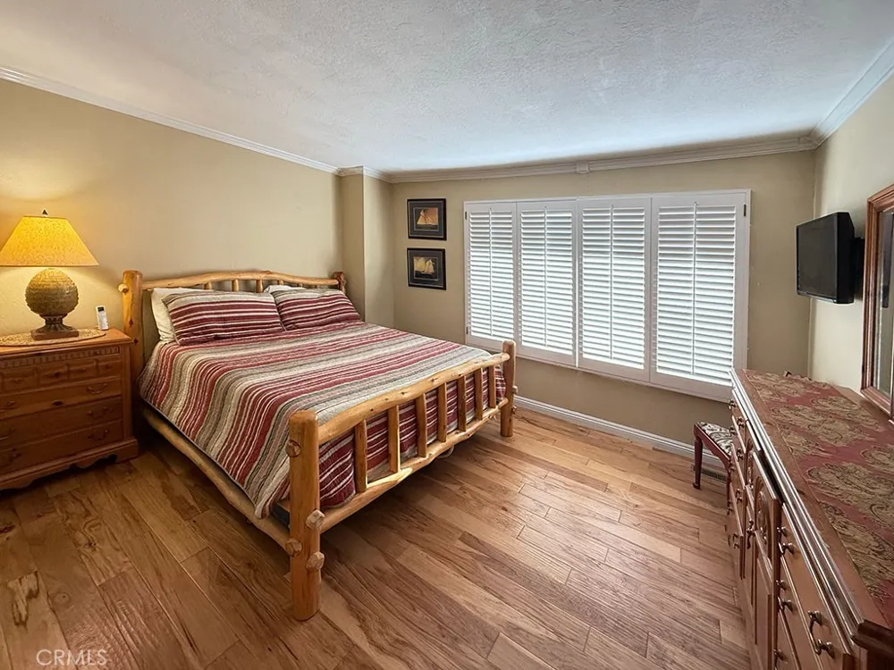 27657 Peninsula Drive #106 Lake Arrowhead, CA 92352
