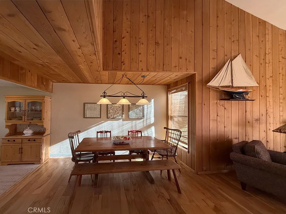 27657 Peninsula Drive #106 Lake Arrowhead, CA 92352