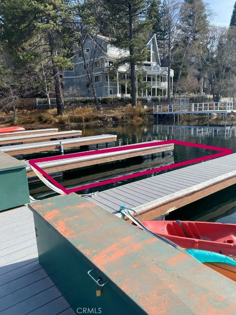 27657 Peninsula Drive #106 Lake Arrowhead, CA 92352