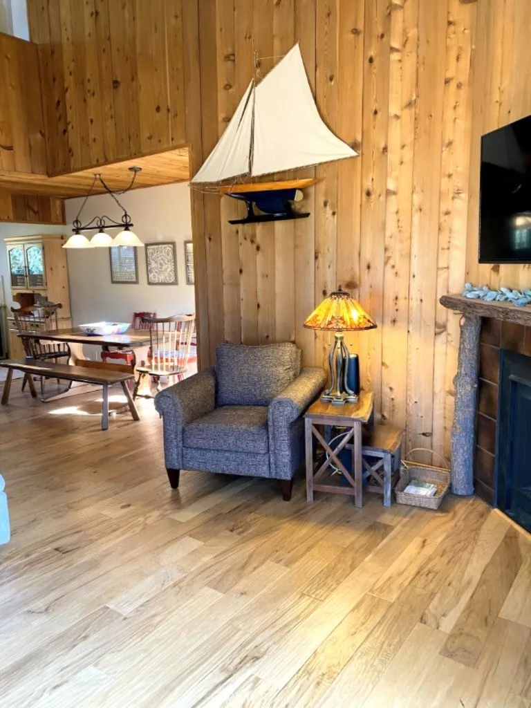 27657 Peninsula Drive #106 Lake Arrowhead, CA 92352