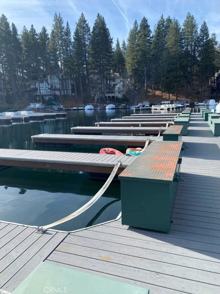 27657 Peninsula Drive #106 Lake Arrowhead, CA 92352