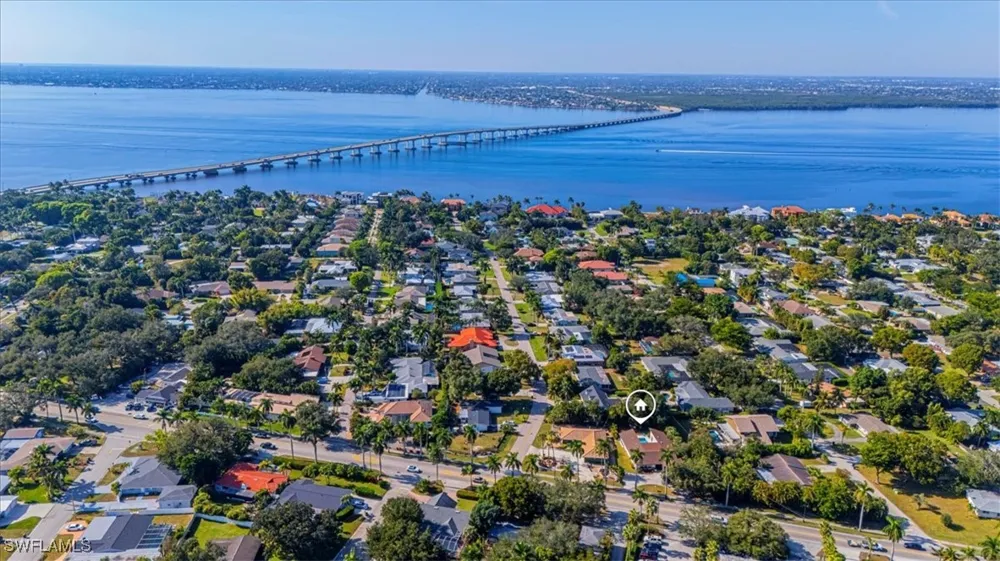 McGregor Boulevard Fort Myers, FL 33901
