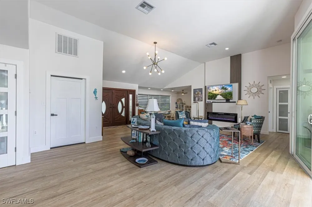 McGregor Boulevard Fort Myers, FL 33901