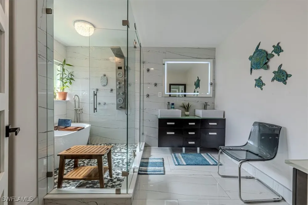 McGregor Boulevard Fort Myers, FL 33901