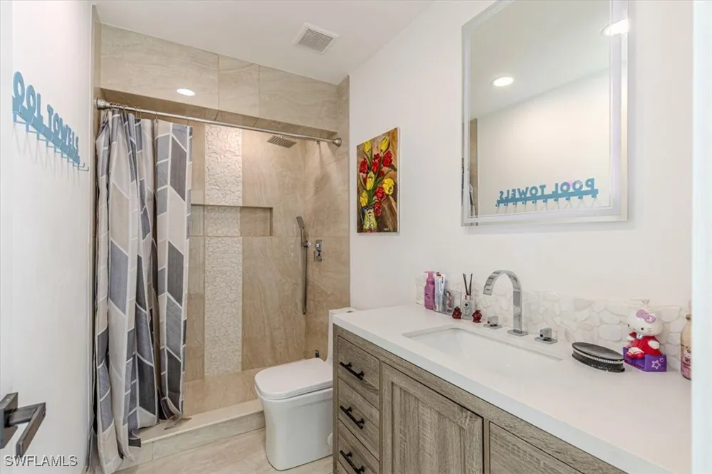McGregor Boulevard Fort Myers, FL 33901