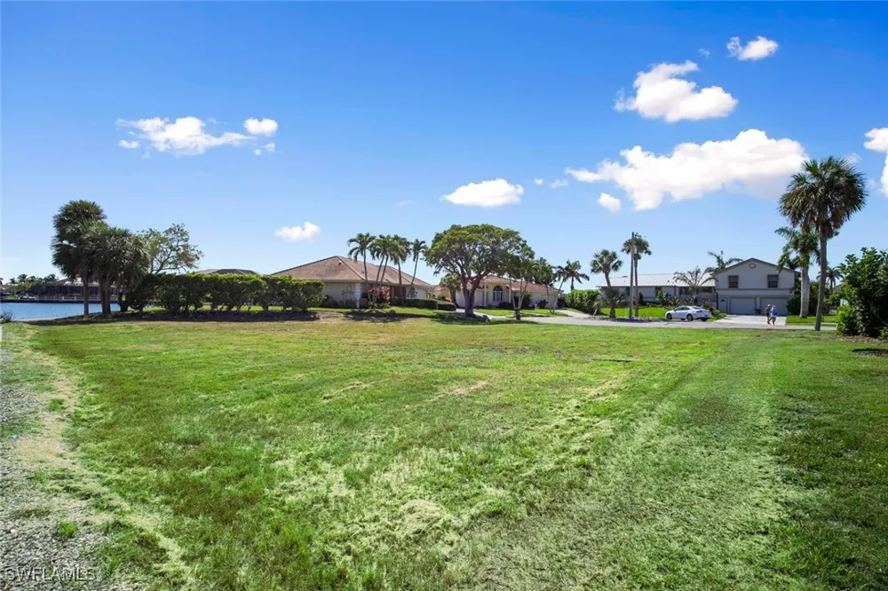 Plum Court Marco Island, FL 34145
