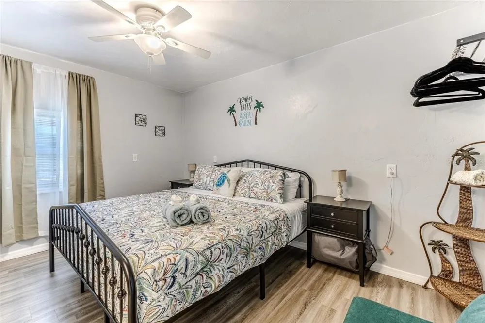 5261 CIRCLE DRIVE Weeki Wachee, FL 34607