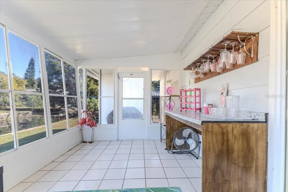5261 CIRCLE DRIVE Weeki Wachee, FL 34607