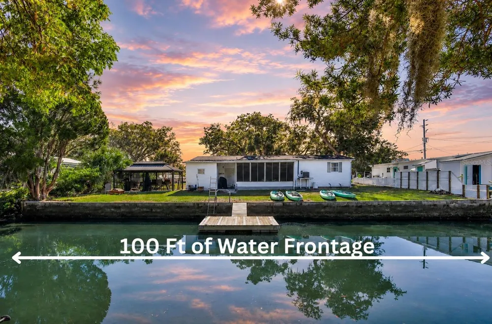 5261 CIRCLE DRIVE Weeki Wachee, FL 34607
