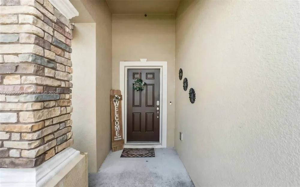 8240 Campbell Crossing Lakeland, FL 33810
