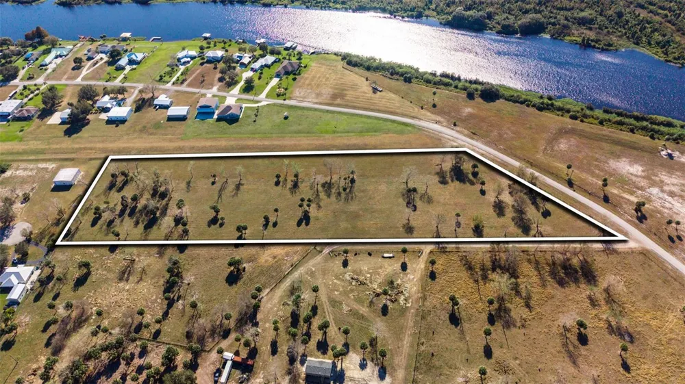 SW 144TH PARKWAY Okeechobee, FL 34974