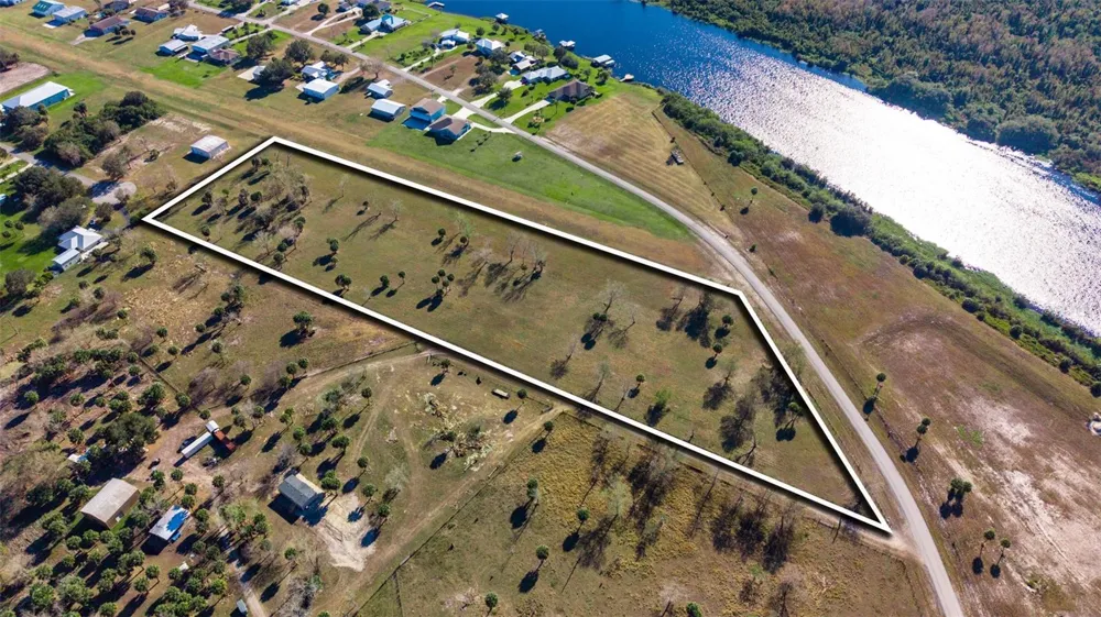SW 144TH PARKWAY Okeechobee, FL 34974