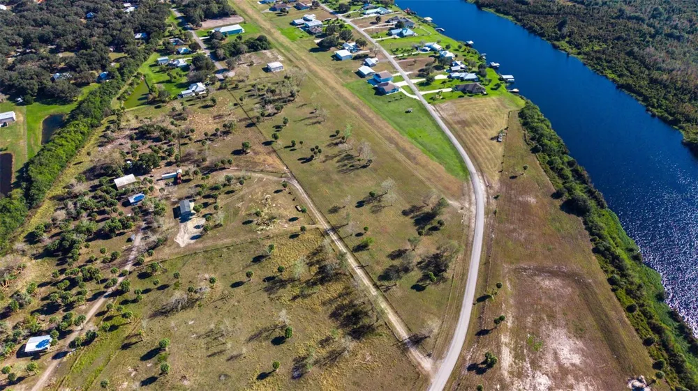 SW 144TH PARKWAY Okeechobee, FL 34974