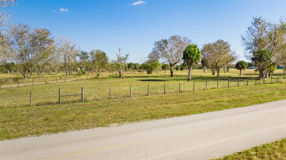 SW 144TH PARKWAY Okeechobee, FL 34974