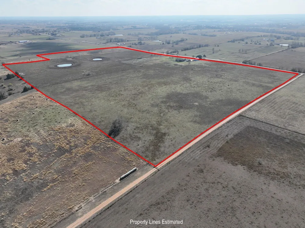 4898 Fm 2502 Industry, TX 78944
