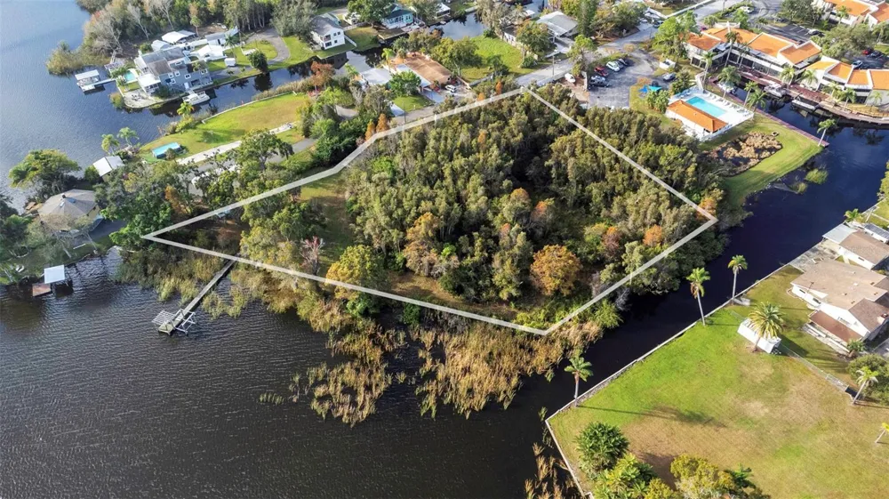 2661 CYPRUS DRIVE Palm Harbor, FL 34684