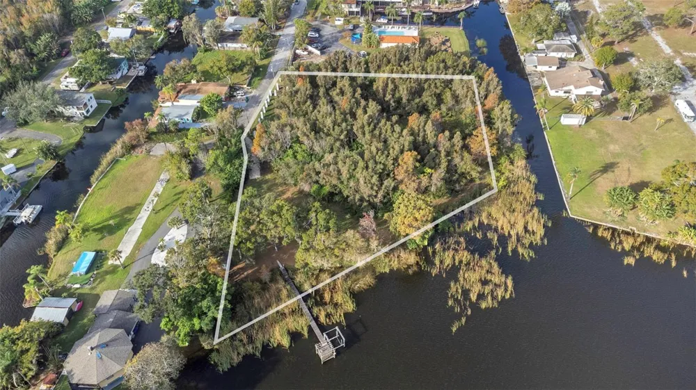 2661 CYPRUS DRIVE Palm Harbor, FL 34684