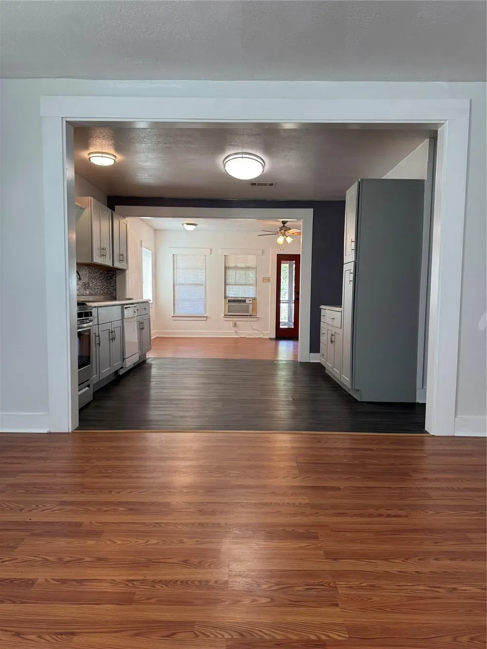 602 E Clayton Street Cuero, TX 77954