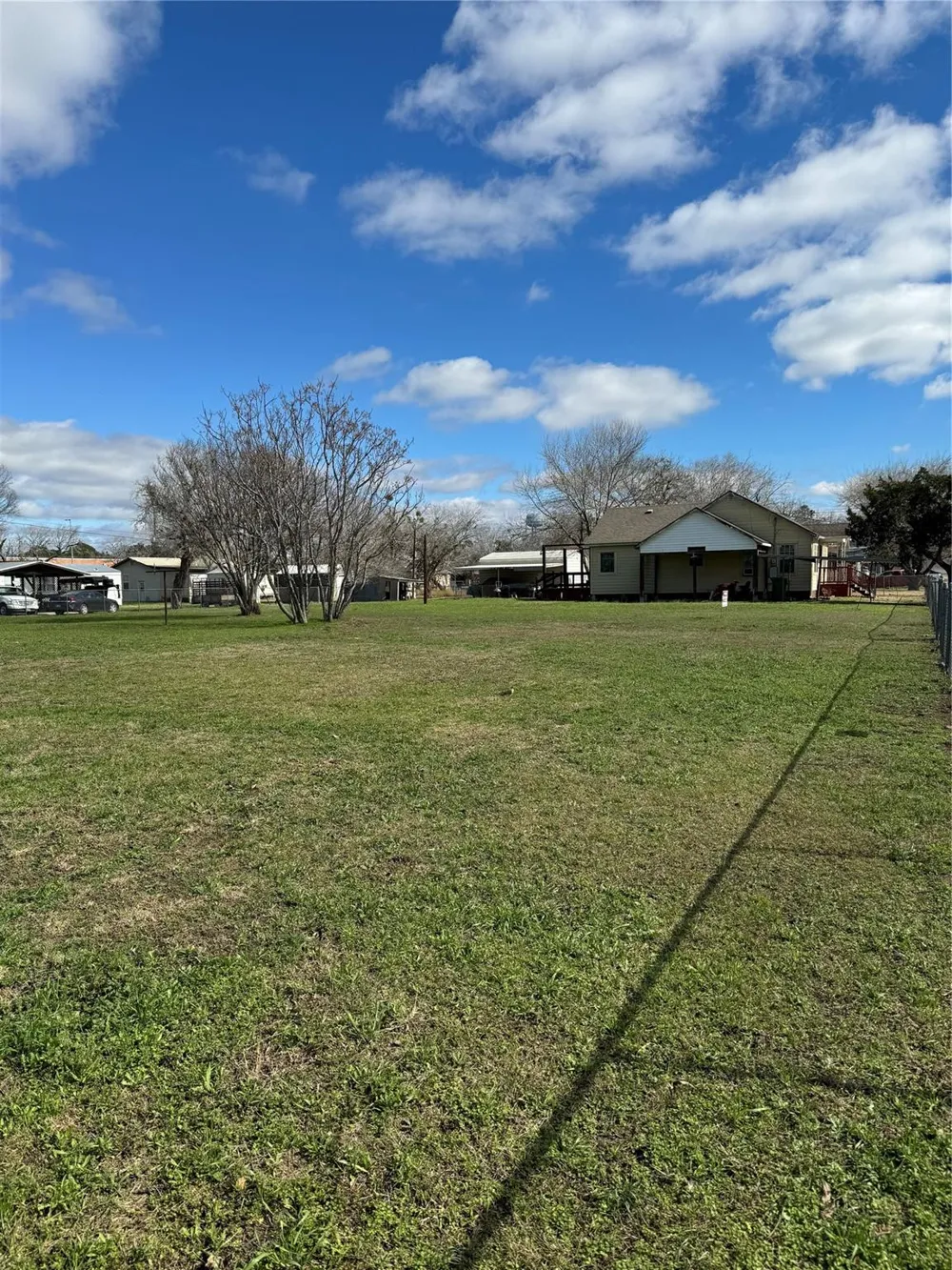602 E Clayton Street Cuero, TX 77954