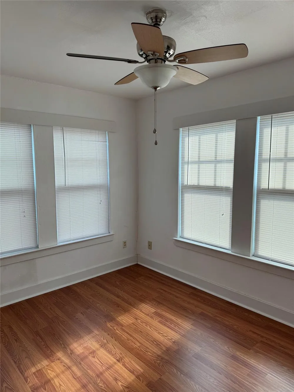 602 E Clayton Street Cuero, TX 77954