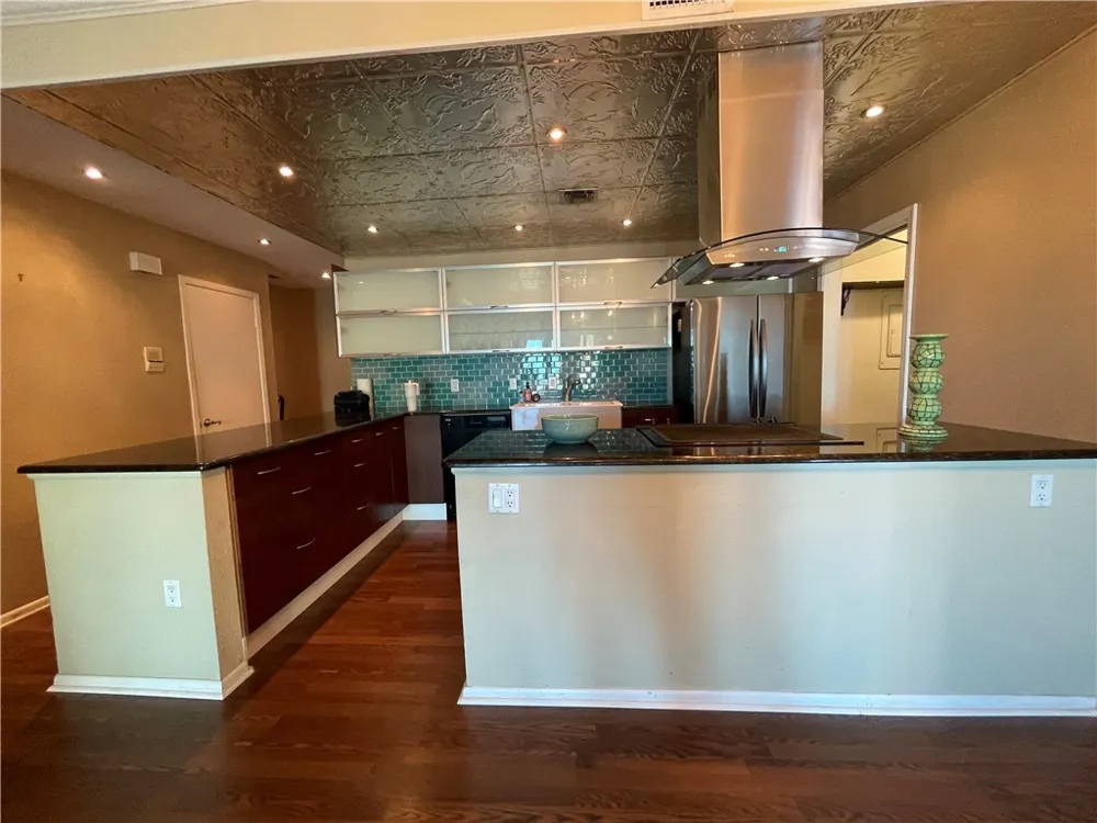 520 S Chaparral Street #301 Corpus Christi, TX 78401