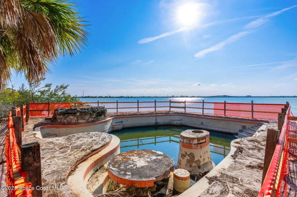 11680 Dragon Point Drive Merritt Island, FL 32952