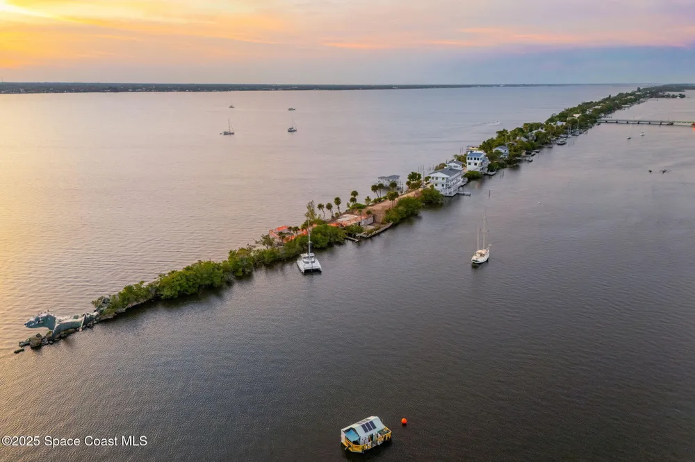 11680 Dragon Point Drive Merritt Island, FL 32952