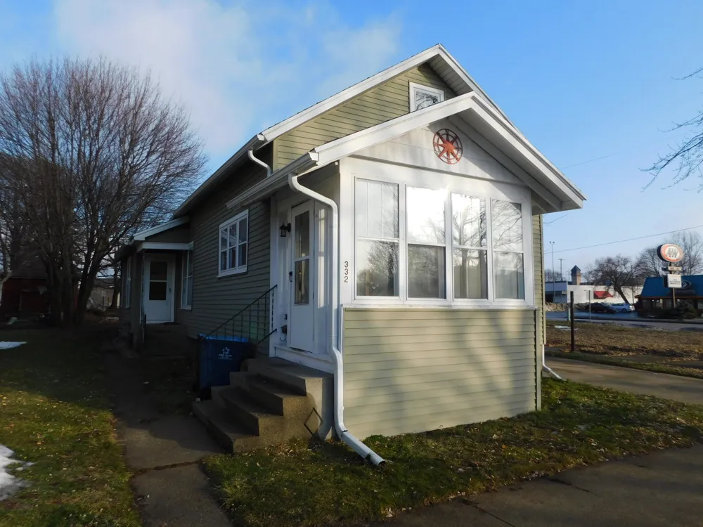 332 3rd Street Manistee City, MI 49660