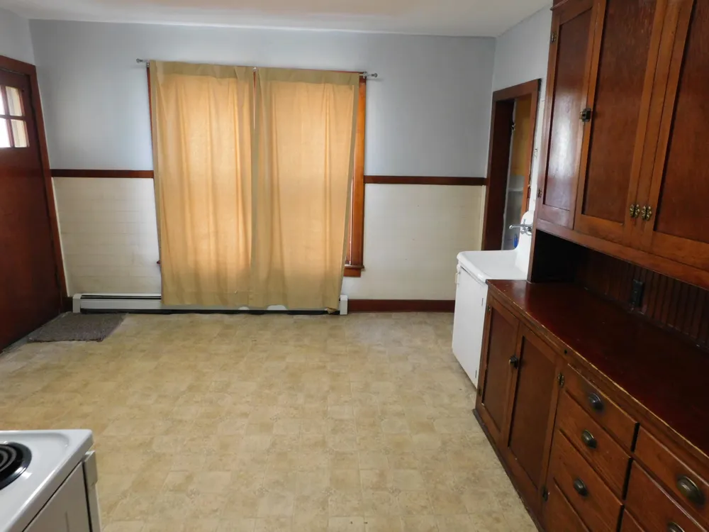 332 3rd Street Manistee City, MI 49660