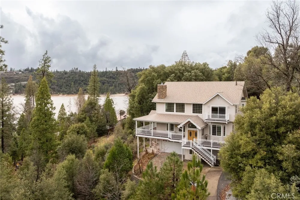 39818 Granite Ridge Bass Lake, CA 93604