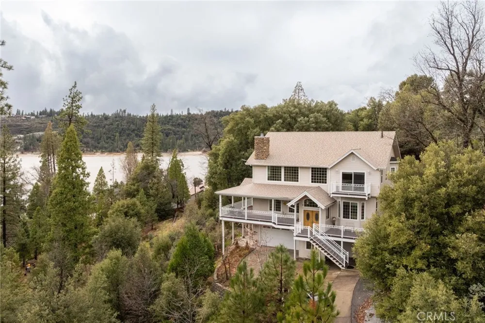 39818 Granite Ridge Bass Lake, CA 93604
