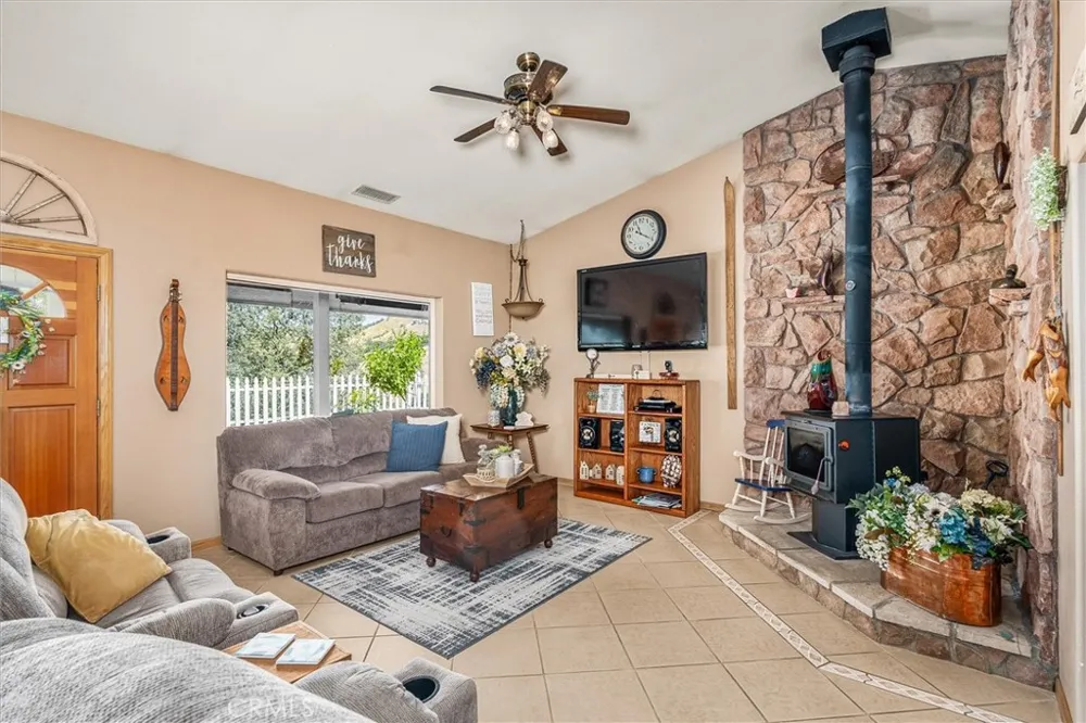 46455 Konklin Coarsegold, CA 93614
