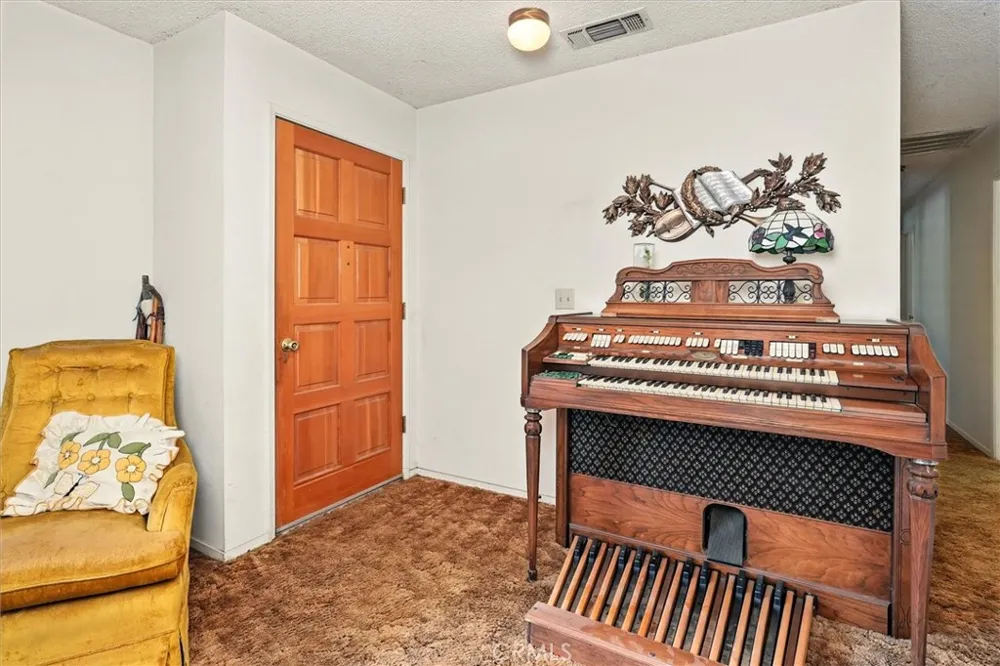 59556 Cascadel North Fork, CA 93643