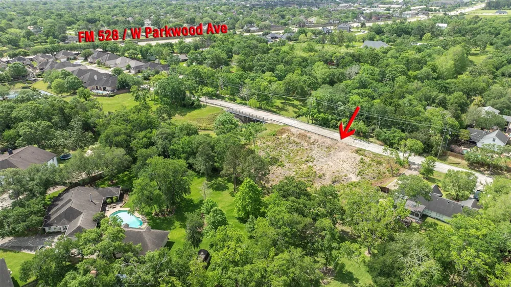 1405 Greenbriar Drive Friendswood, TX 77546