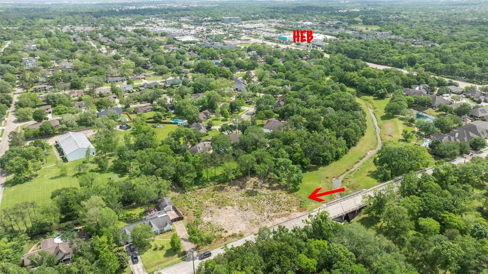 1405 Greenbriar Drive Friendswood, TX 77546