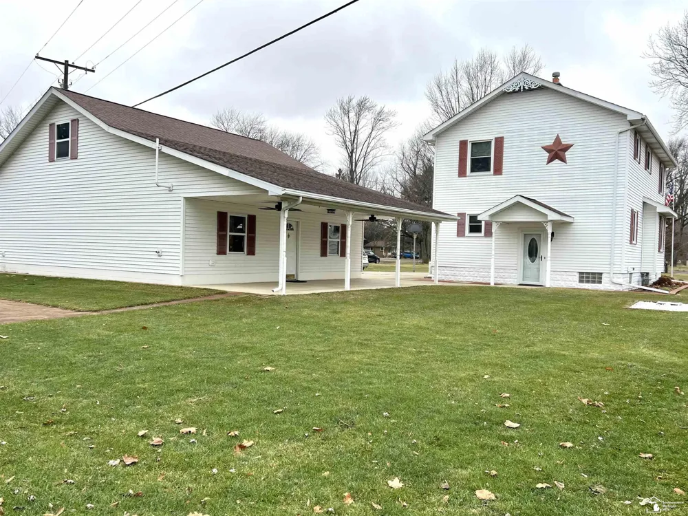 4011 Bluebush Road Raisinville Township, MI 48162