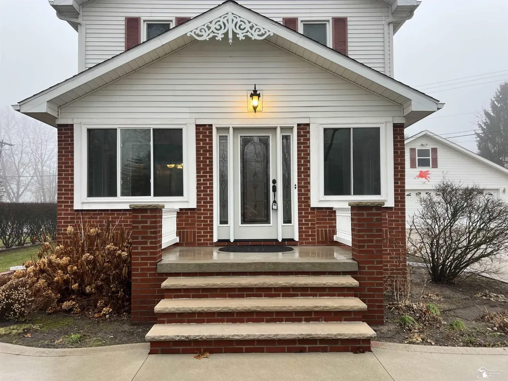 4011 Bluebush Road Raisinville Township, MI 48162