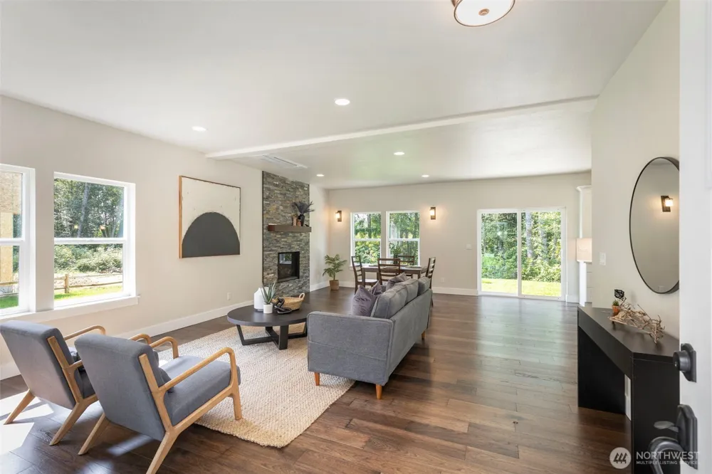 36651 Tamarack Drive NE Hansville, WA 98340