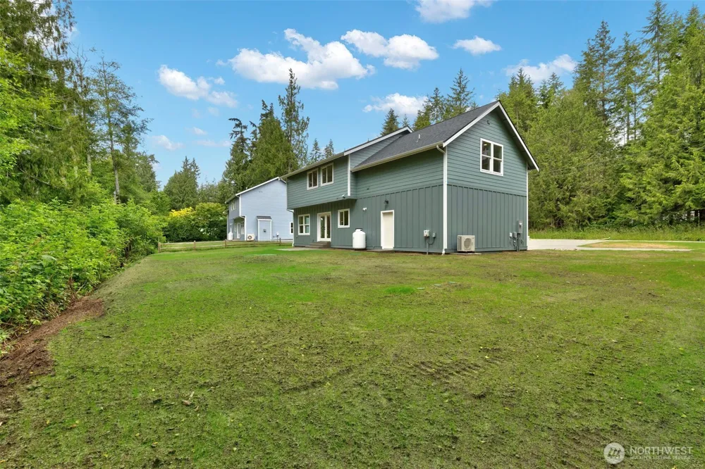 36651 Tamarack Drive NE Hansville, WA 98340
